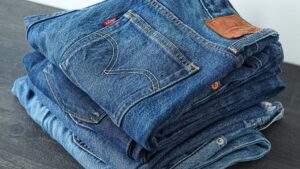 Levi's