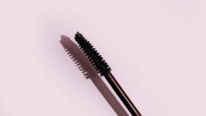 mascara