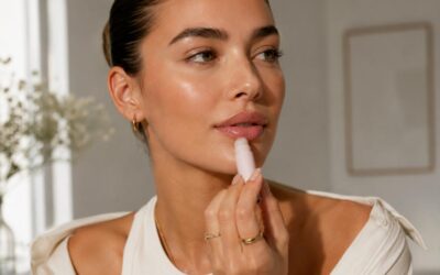 Lèvres Clean Girl : comment avoir une bouche naturelle, brillante et bien dessinée